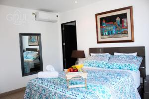 Ένα ή περισσότερα κρεβάτια σε δωμάτιο στο The Luxury Apartment +16 φωτογραφίες