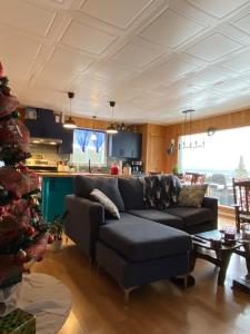 Istumisnurk majutusasutuses T h e l a k e h o u S e Spa et bord de leau