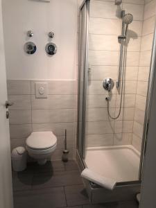 O baie la Appartement In Rheinsberg Mit Seeblickbalkon