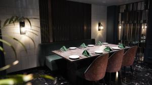 Restaurace v ubytování Seasons Rajkot
