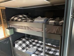 Fotografie z fotogalerie ubytování Houseboat mét sloep v destinaci Midlaren + 30 fotografií