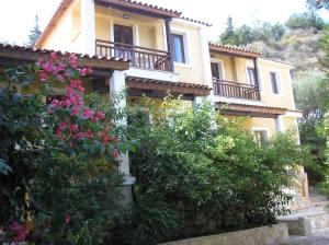 Το κτήριο όπου στεγάζεται  το ξενοδοχείο
