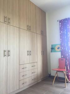 Φωτογραφία από το άλμπουμ του Spacious Villa near the Beach στο Κάτω Διμηνιό