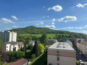 Nespecifikovaný výhled na hory nebo výhled na hory při pohledu z apartmánu