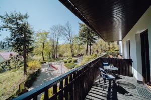 Balkón alebo terasa v ubytovaní Panorama Gór - Centrum Miasta, Apartament z widokiem na Szrenicę
