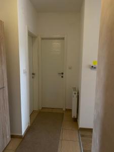 Foto dalla galleria di Apartman San a Ruma