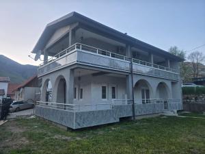 Το κτήριο όπου στεγάζεται  το bed & breakfast