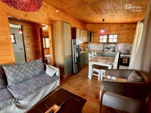 Η κουζίνα ή μικρή κουζίνα στο Chimuelo, es necesario hacer sena para reservar