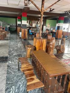 Restaurace v ubytování INT Airport Thakali Bhansa Ghar and Lodge
