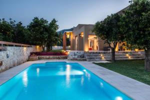 The swimming pool at or close to Villa Casa di Verde