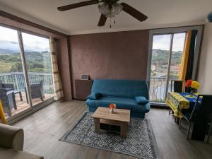 Zona de estar de T2 Vue mer à 15 min de Collioure