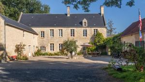 Zahrada ubytování La Cour Souveraine -Chambre d'hôtes, La Sablonneuse