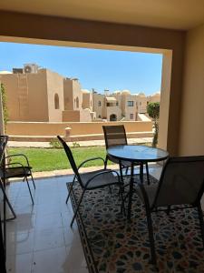 Balkoni atau teres di The Nubian Two-Bedroom Apartment