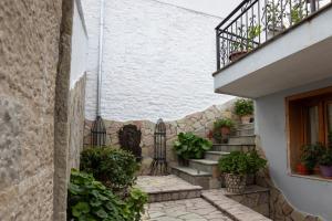 Fotografie z fotogalerie ubytování Guesthouse Lani v destinaci Gjirokastër