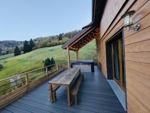 Balkón nebo terasa v ubytování Casa de Monzel with 6-Person Jacuzzi & Panoramic View