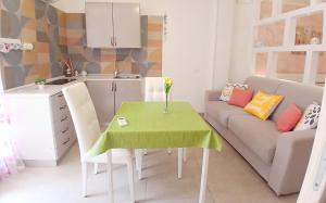 Afbeelding uit fotogalerij van La casetta di Clary in Polignano a Mare