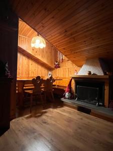 Fotografie z fotogalerie ubytování Piccolo chalet v destinaci Andalo