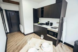 Køkken eller tekøkken på No46 Stylish City Studio Apartment, By DerBnB