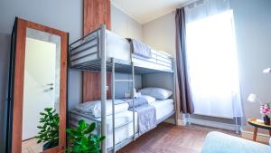 Postel nebo postele na pokoji v ubytování Short Residence Hostel Vienna