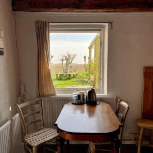 Příslušenství pro přípravu čaje a kávy v ubytování Peppinge Bed & Breakfast