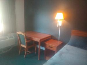 Katil atau katil-katil dalam bilik di 1 Full Bed Hotel Studio 214