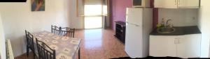 A kitchen or kitchenette at Casa Rural González Montsec Montrebei