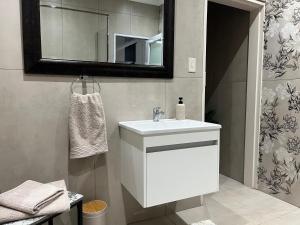 L&C Cottage tesisinde bir banyo