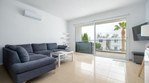 TV a/nebo společenská místnost v ubytování Celine Apartment
