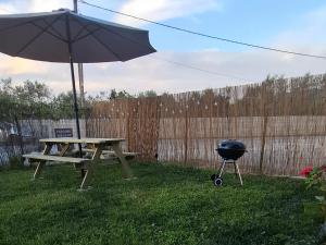 Vonkajšia záhrada v ubytovaní Olive holiday home