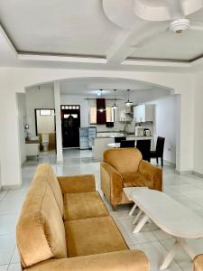 Afbeelding uit fotogalerij van Maskani Diani Beach Apartments in Diani Beach