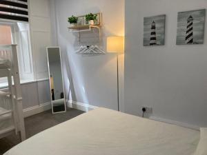 Fotografie z fotogalerie ubytování Sunny Side Apartment Swanage town centre v destinaci Swanage