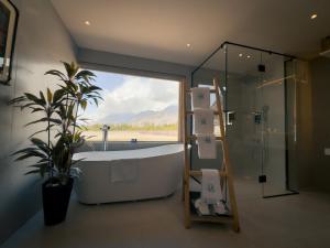 Koupelna v ubytování Rivage Resort Skardu + 93 fotografií