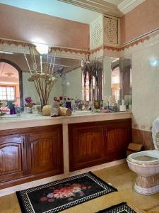 Gambar di galeri bagi Villa floor Espace ouvert di Marrakech