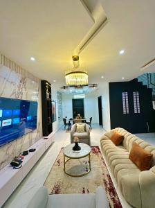 Gallery image of Aviv luxury homes in Enugu