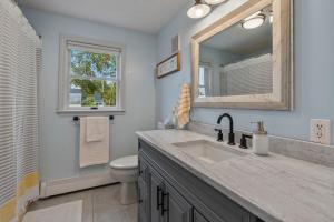 Φωτογραφία από το άλμπουμ του Modern Chic Home in Windham σε Windham +13 φωτογραφίες