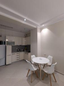 Kuchyň nebo kuchyňský kout v ubytování Cozy seaside apt in Gonio