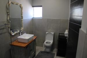 Vannituba majutusasutuses Plot 5 on the Vaal
