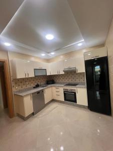 Nhà bếp/bếp nhỏ tại Apartamento moderno con wifi y parking gratis