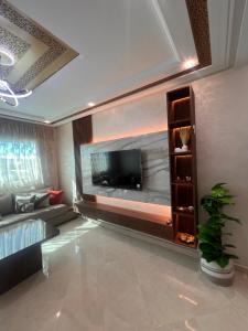 TV/trung tâm giải trí tại Apartamento moderno con wifi y parking gratis