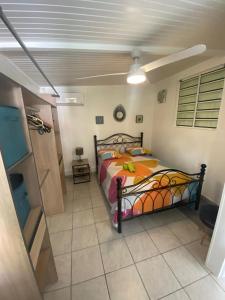 Postel nebo postele na pokoji v ubytování La Suite Odile Piscine
