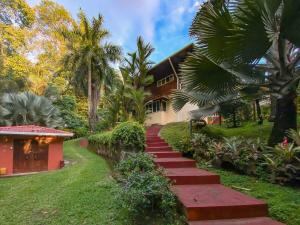 Κήπος έξω από το Villa Zen, a hidden paradise