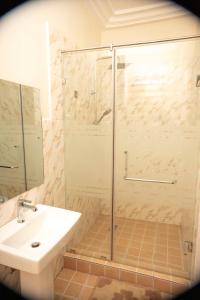 Gallery image of Executive 2 Bedroom RealShala East Legon Hills in Maijaw