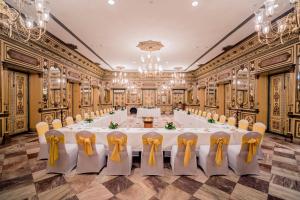 Restoranas ar kita vieta pavalgyti apgyvendinimo įstaigoje Hotel Yak & Yeti