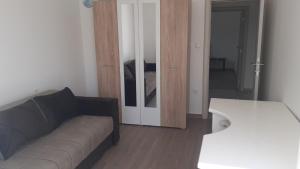 Apartman EXIT-TVRĐAVA的休息区