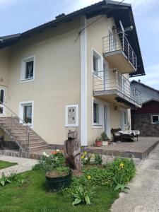 Budova, v ktorej sa apartmán nachádza