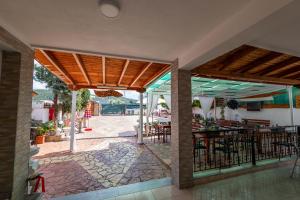 Restaurace v ubytování Cozy Veranda Kristian - Free Parking