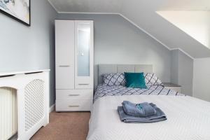 Postel nebo postele na pokoji v ubytování Thornbury Guest House Room 8