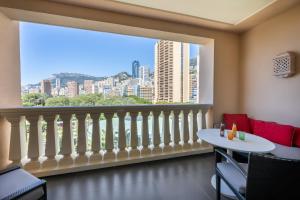 Atpūtas zona naktsmītnē Monte-Carlo Bay Hotel & Resort