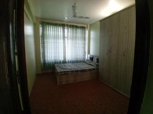 Postel nebo postele na pokoji v ubytování 3 Bed Flat with ensuite