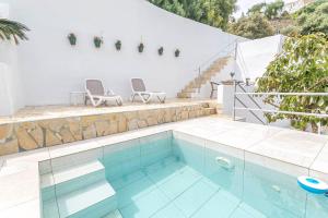 Basen w obiekcie Cortijo Mandala Nerja lub w pobliżu